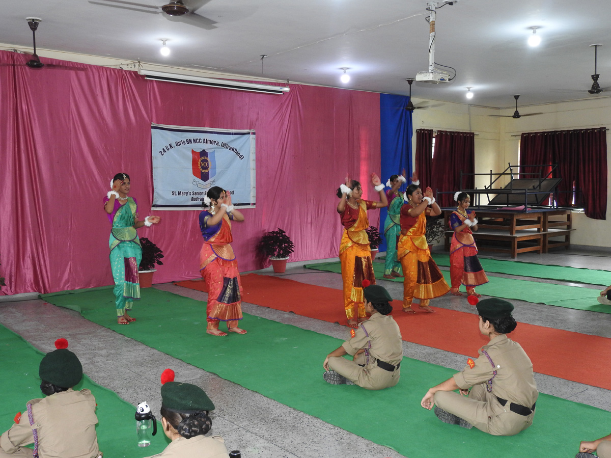 24 U.K. Girls BN NCC Commanding Officer Visit